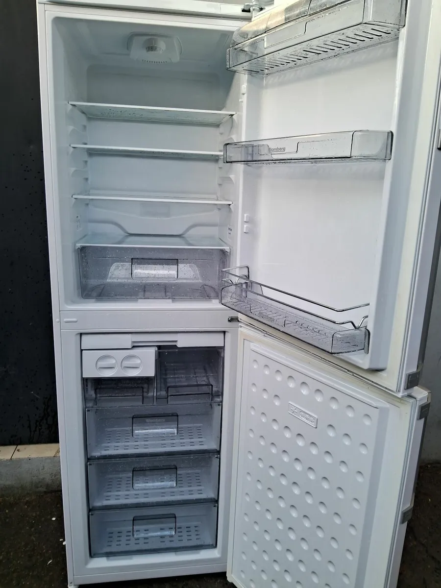 FRIDGE AND FREEZER FULL FROST FREE - Image 3