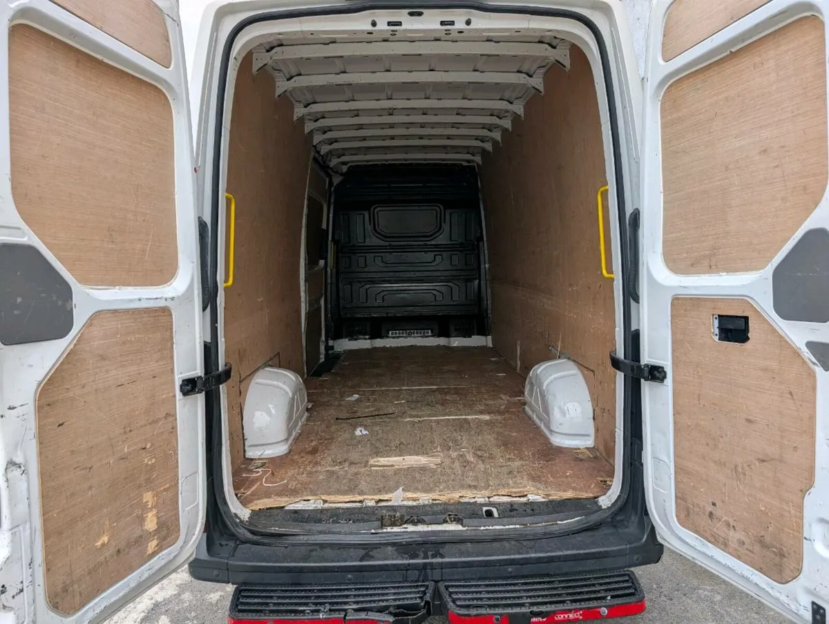 Volkswagen Crafter LWB Trendline - Image 3