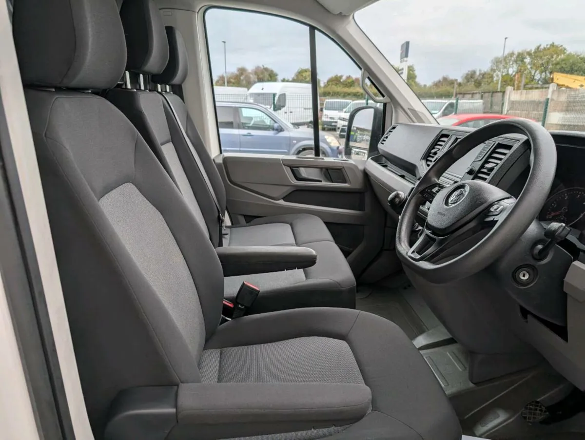 Volkswagen Crafter LWB Trendline - Image 4
