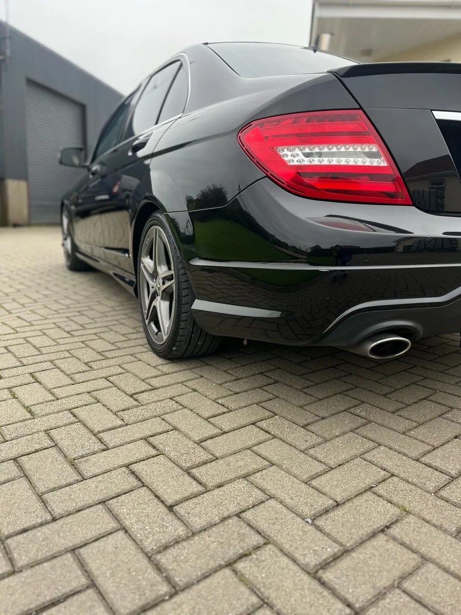 MERCEDES BENZ AMG SPORT PLUS - Image 3
