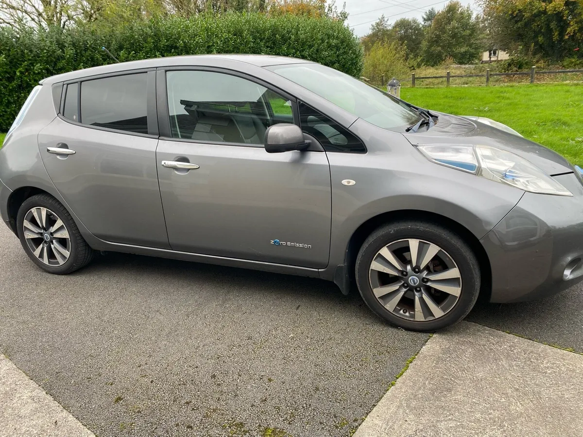 Nissan Leaf - Image 2