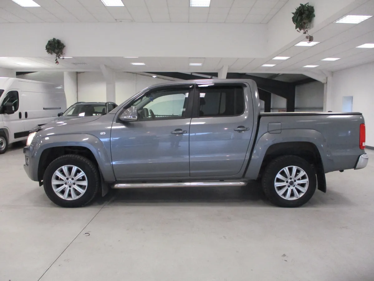 Volkswagen Amarok HI-LINE AUTO 2015-LEATHER-CAMERA - Image 1