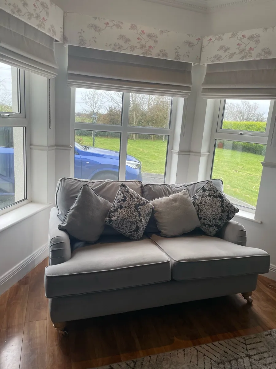 Grey velvet 2 seater couch - Image 1