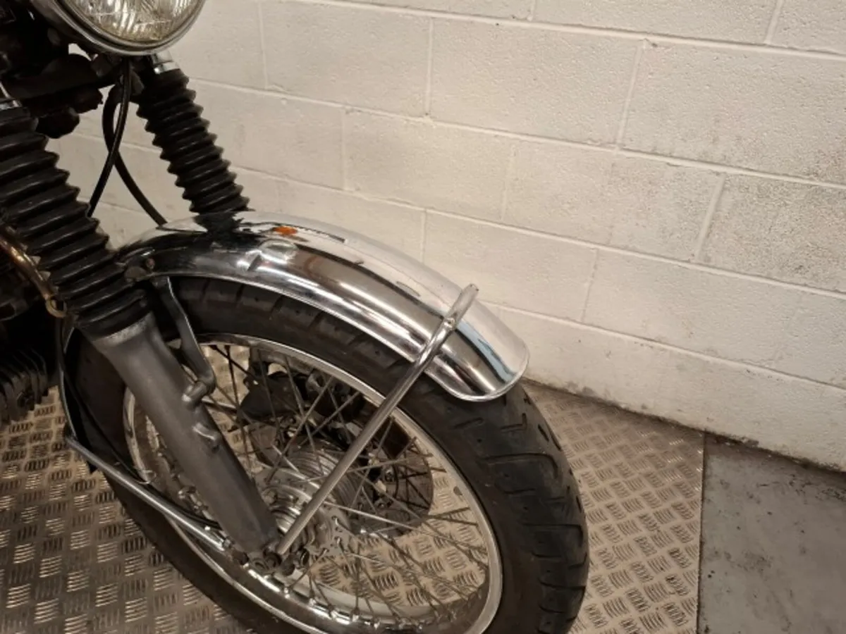 Honda CB550 Four 1974 - Image 3