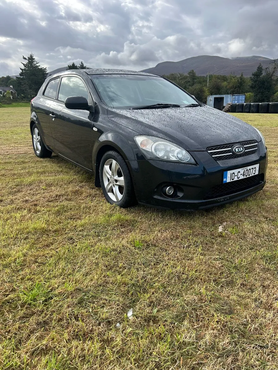 Kia Ceed - Image 1