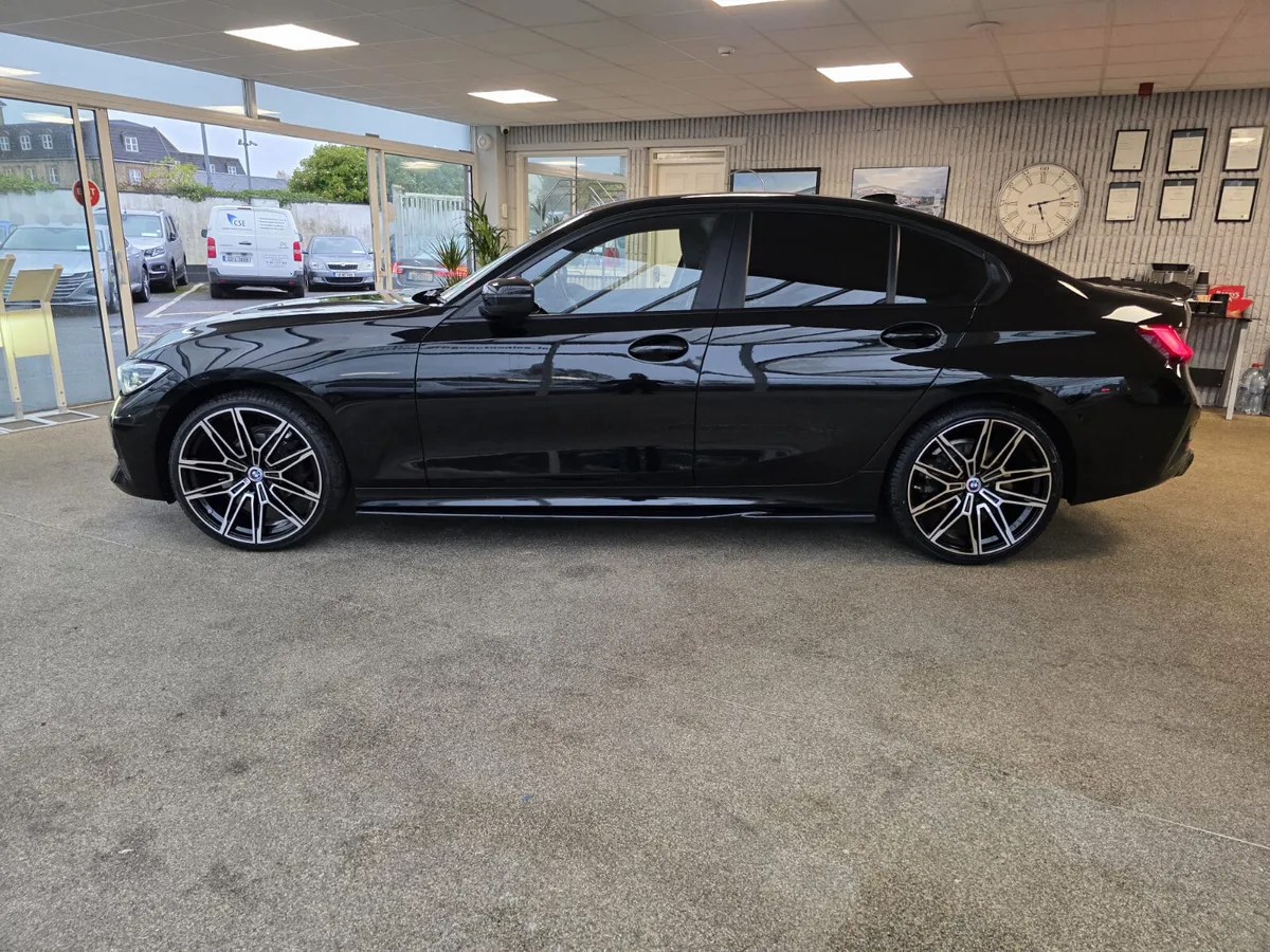 BMW 3-Series 2.0 D SE 3SBG 2019 - Image 3