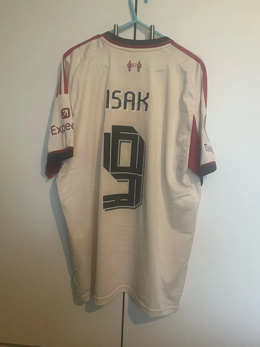 Liverpool jersey - Image 2
