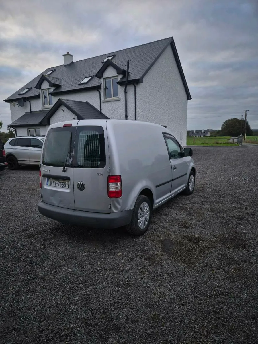 VW Caddy Van - Image 3