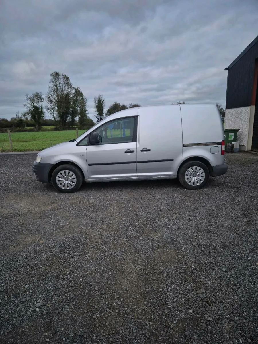VW Caddy Van - Image 4