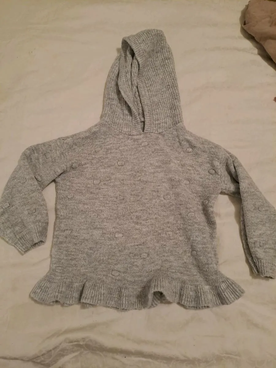 Grey jumper George 4 - 5 y - Image 1