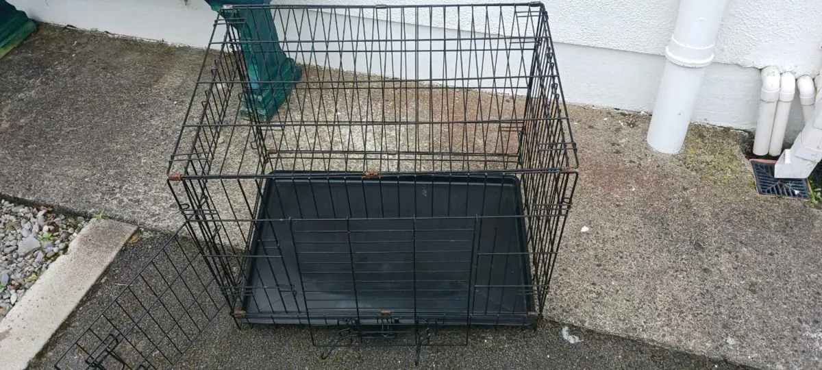 Dog crate - Image 1