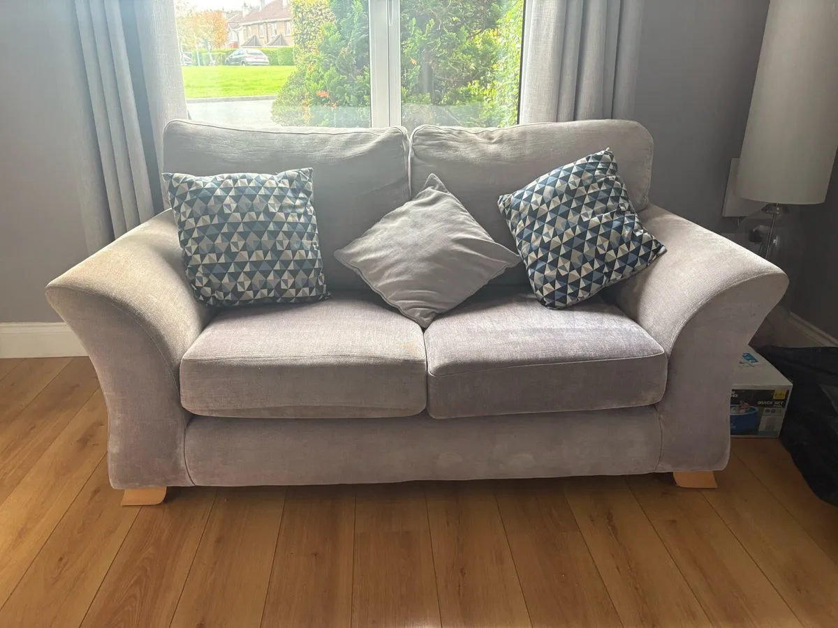 Sofa 3 + 2 seater - Image 1
