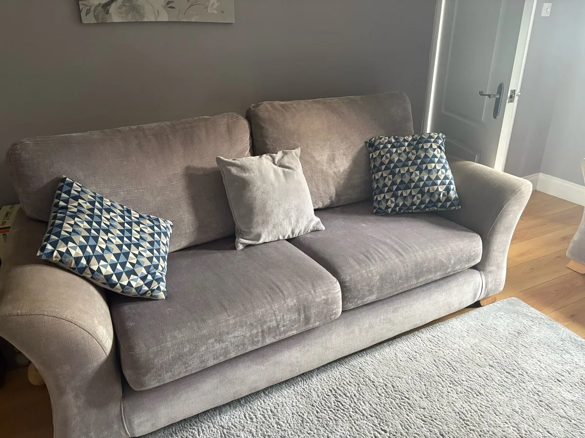 Sofa 3 + 2 seater - Image 2