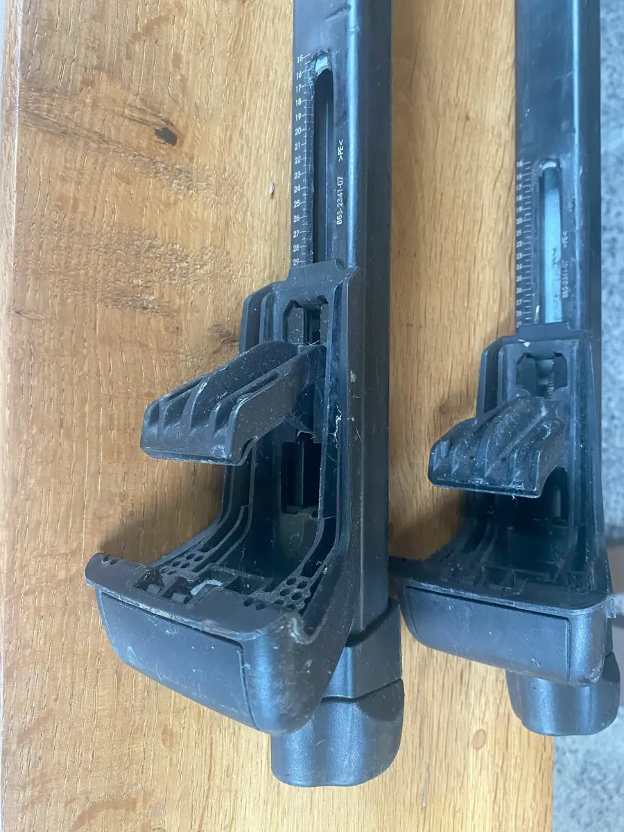 Thule 853 Roof Bars - Image 4