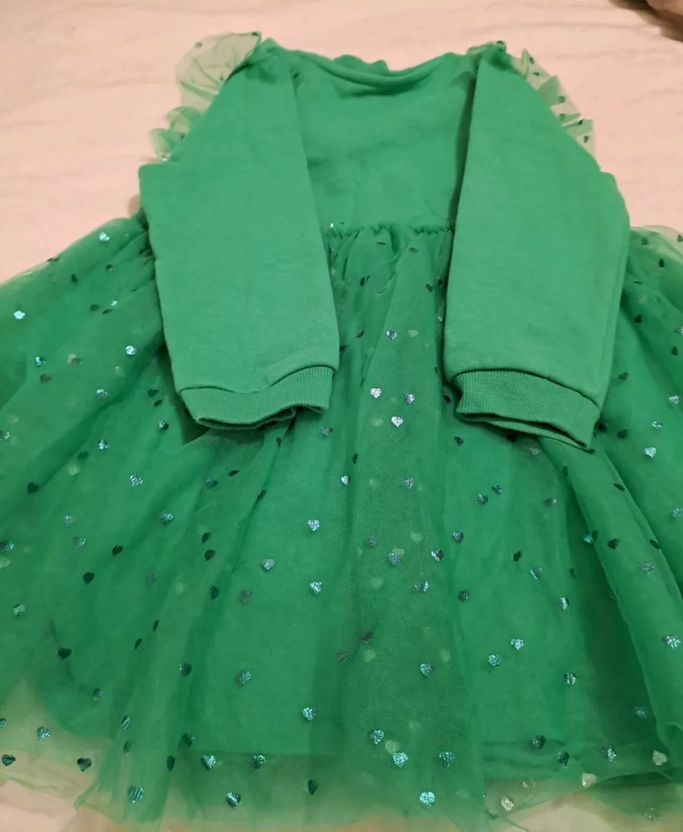Dunnes dress green 4 to 5 y - Image 3