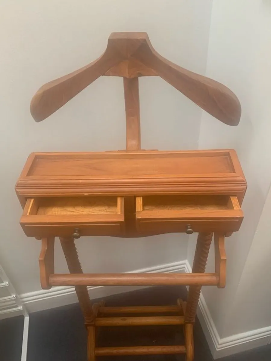 Gentlemen's garment hanger - Image 2