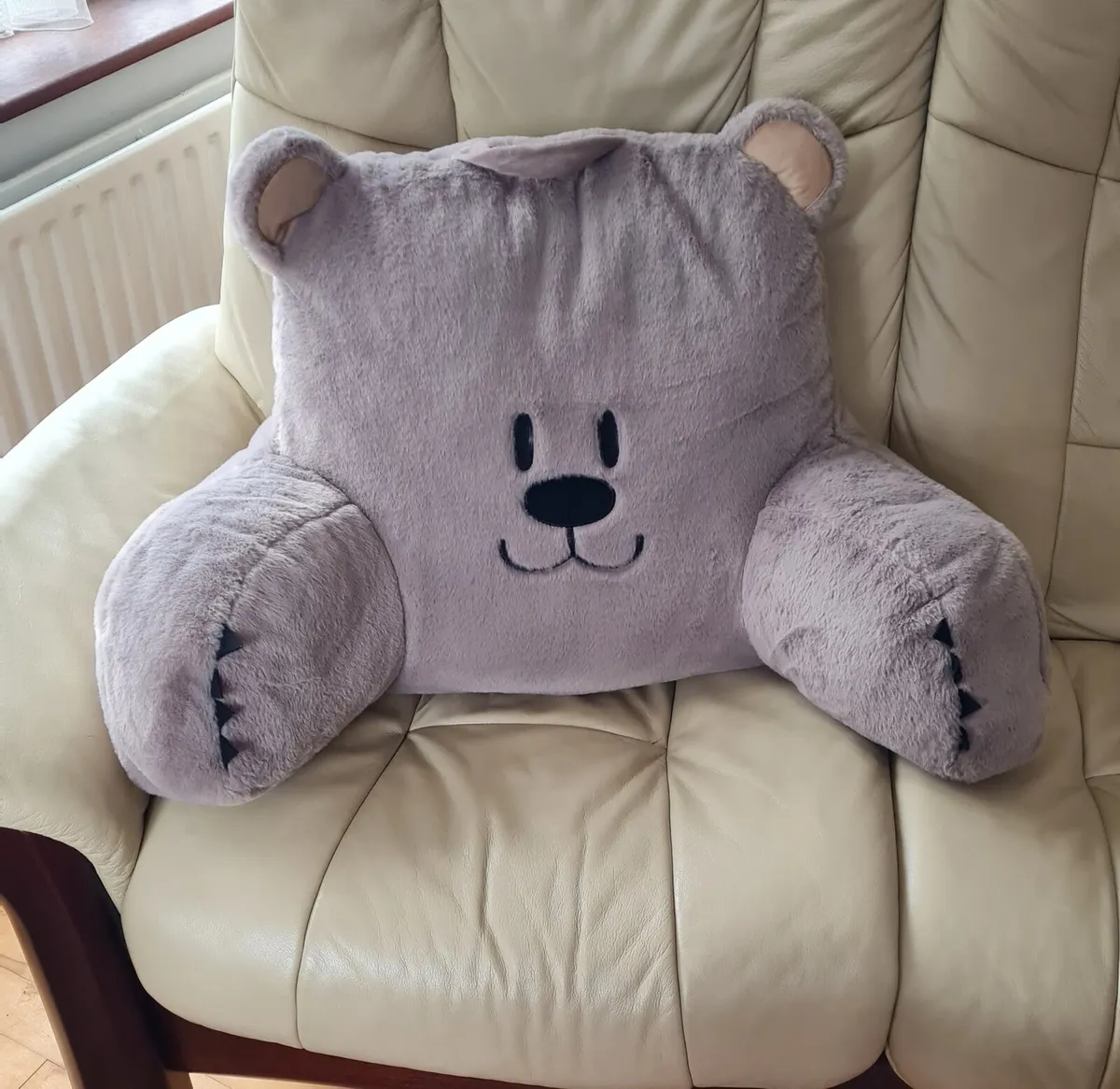 Cuddle Chair - Image 1