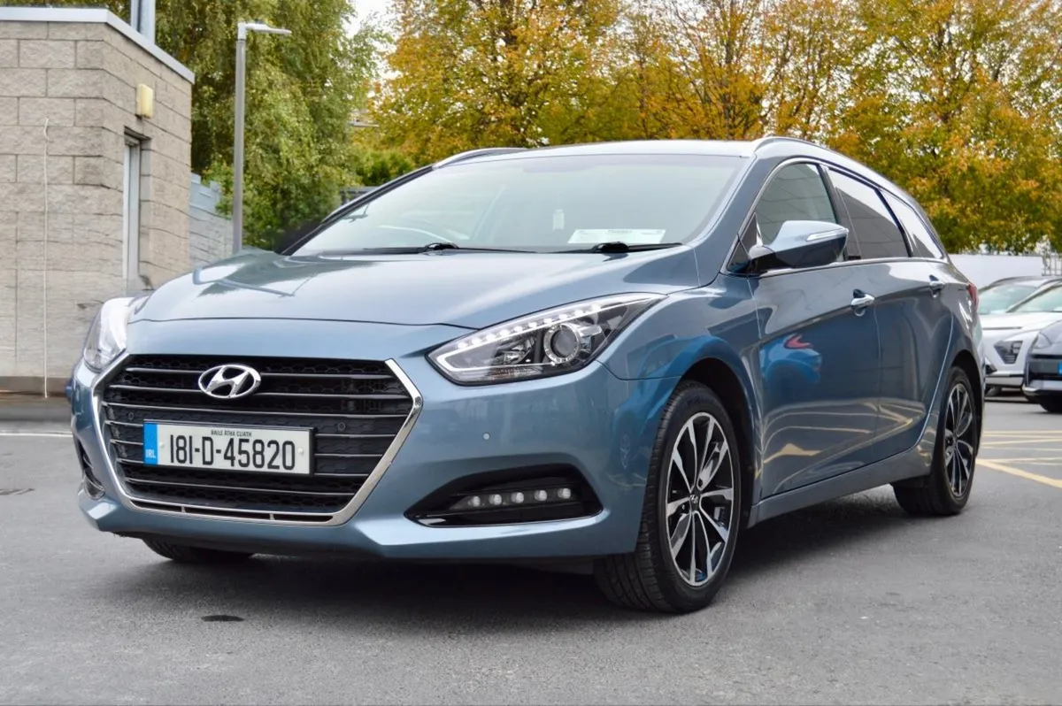 Hyundai i40 Executive 1.7 Diesel Automatic - Image 3