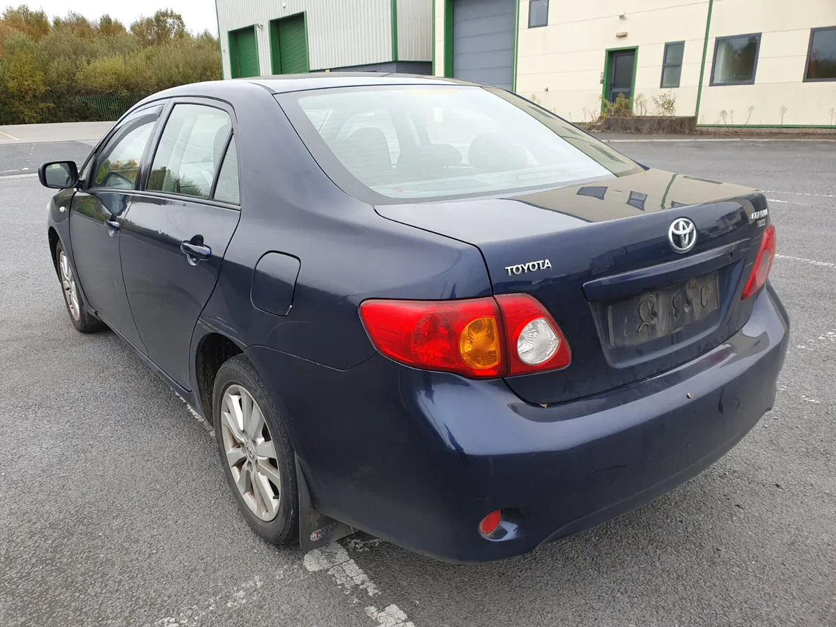 10 TOYOTA COROLLA  1.4 D-4D FOR BREAKING - Image 3