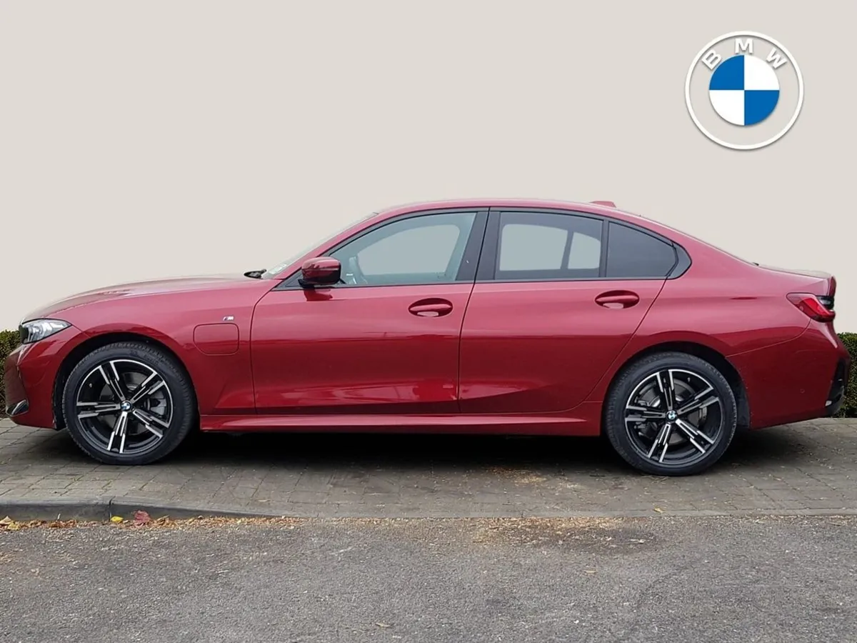 BMW 3 Series 330e M Sport - Image 3