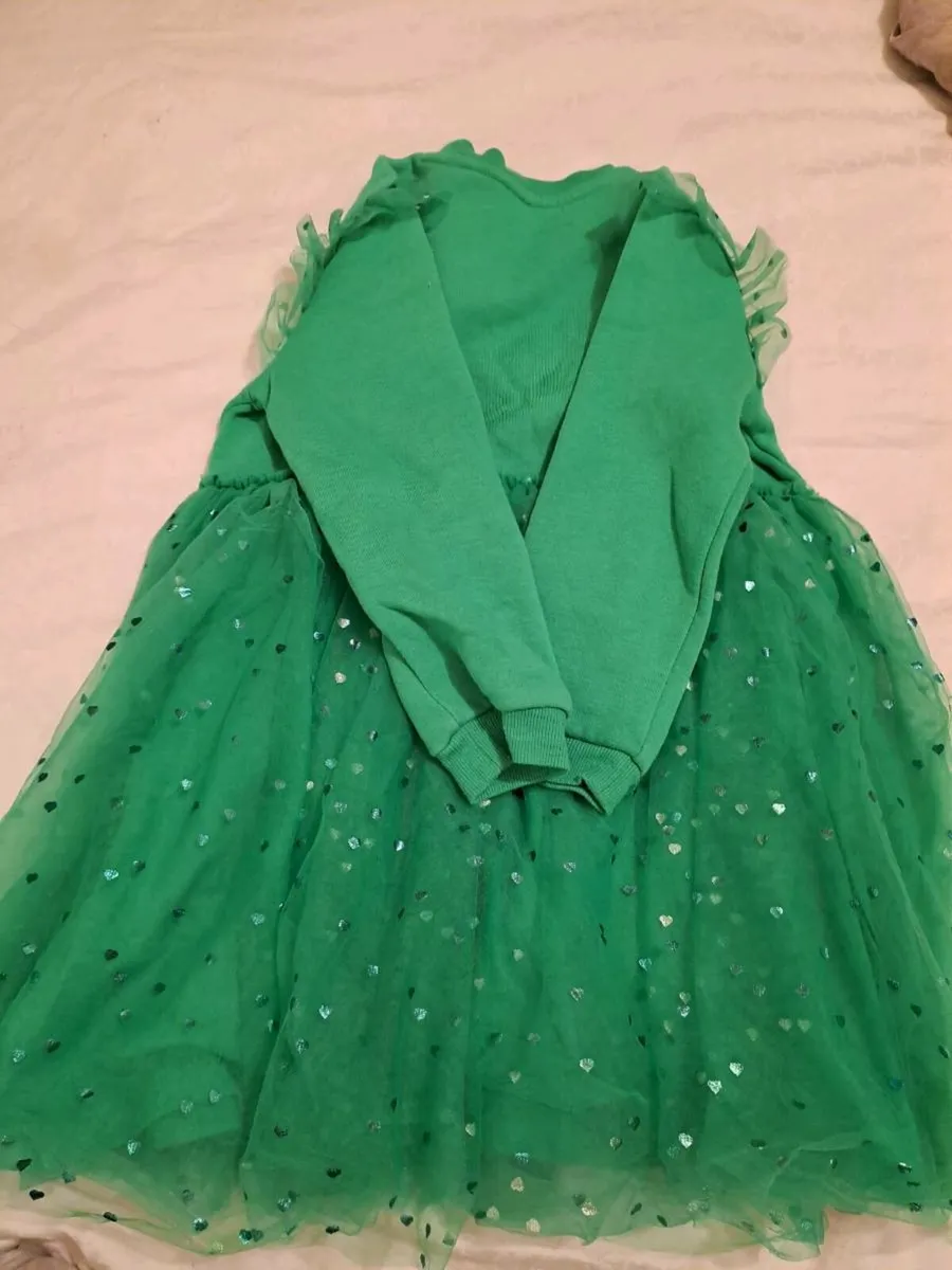 Green dress Dunnes 6 to 7 y - Image 2