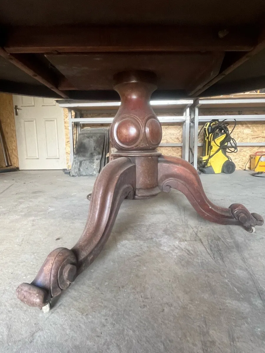 Oval Tilt top table - Image 2