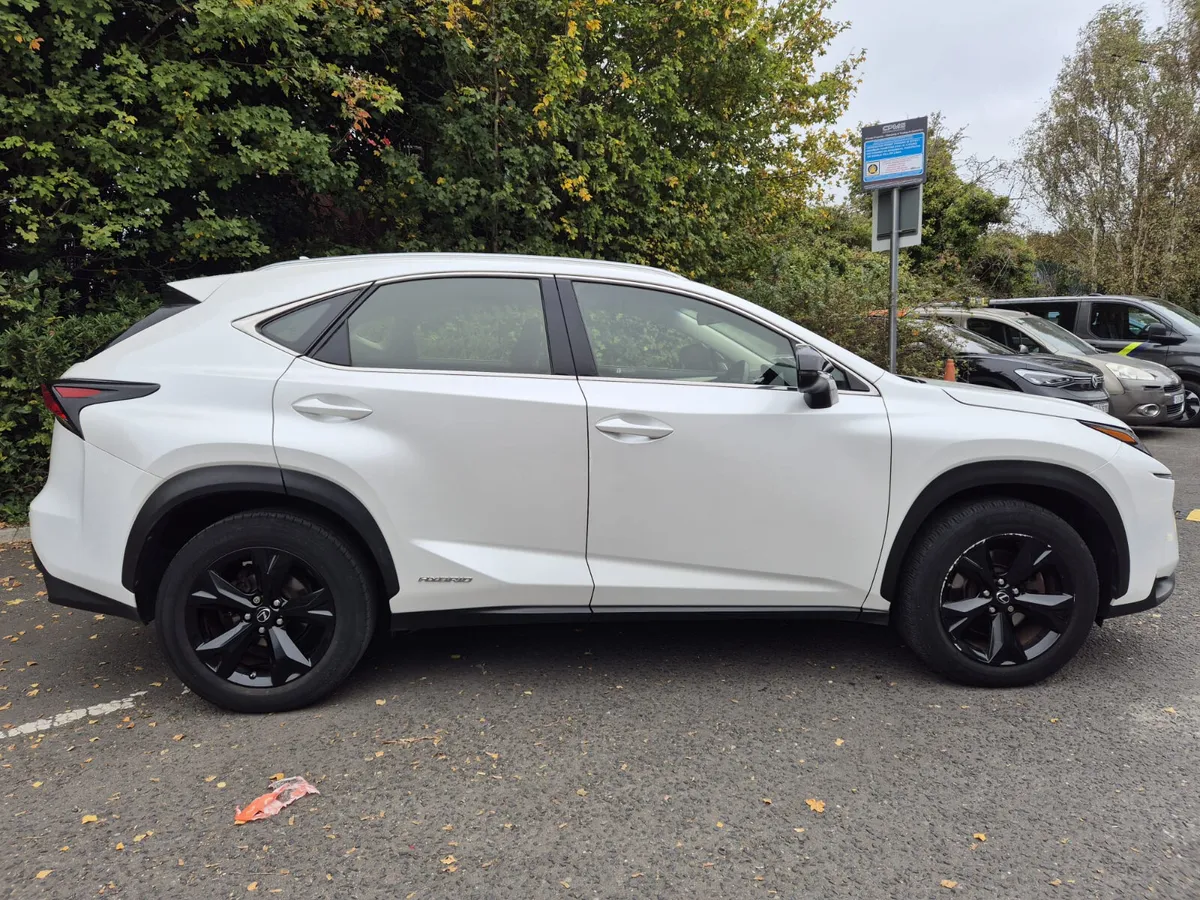 LEXUS NX300H/2017/SPORT/2.5 PETROL HYBRID/AUTO - Image 4