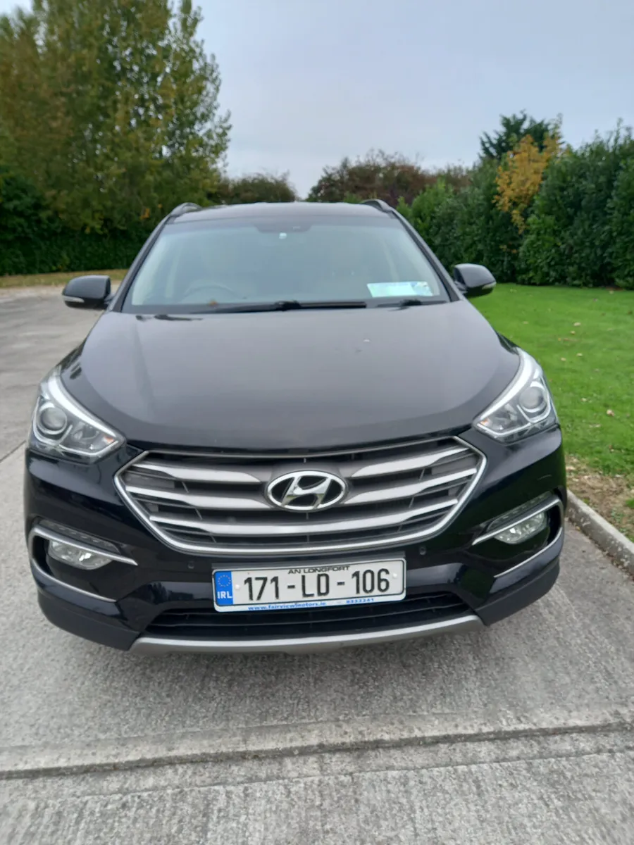 2017 Hyundai Santa Fe 2.2 Diesel - Image 3