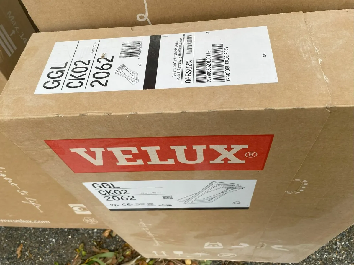 Velux Windows (2off GGL CK02 2062) -55x78cmm White - Image 3