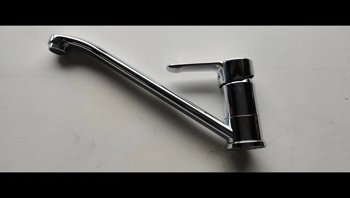 Kitchen taps - Image 3