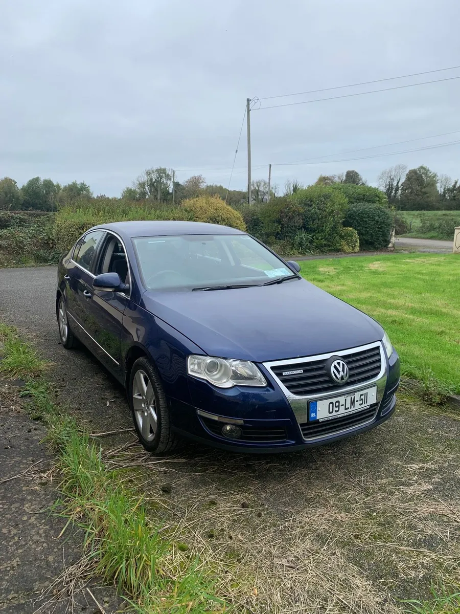 Volkswagen Passat bluemoten 2.0 TDI - Image 1