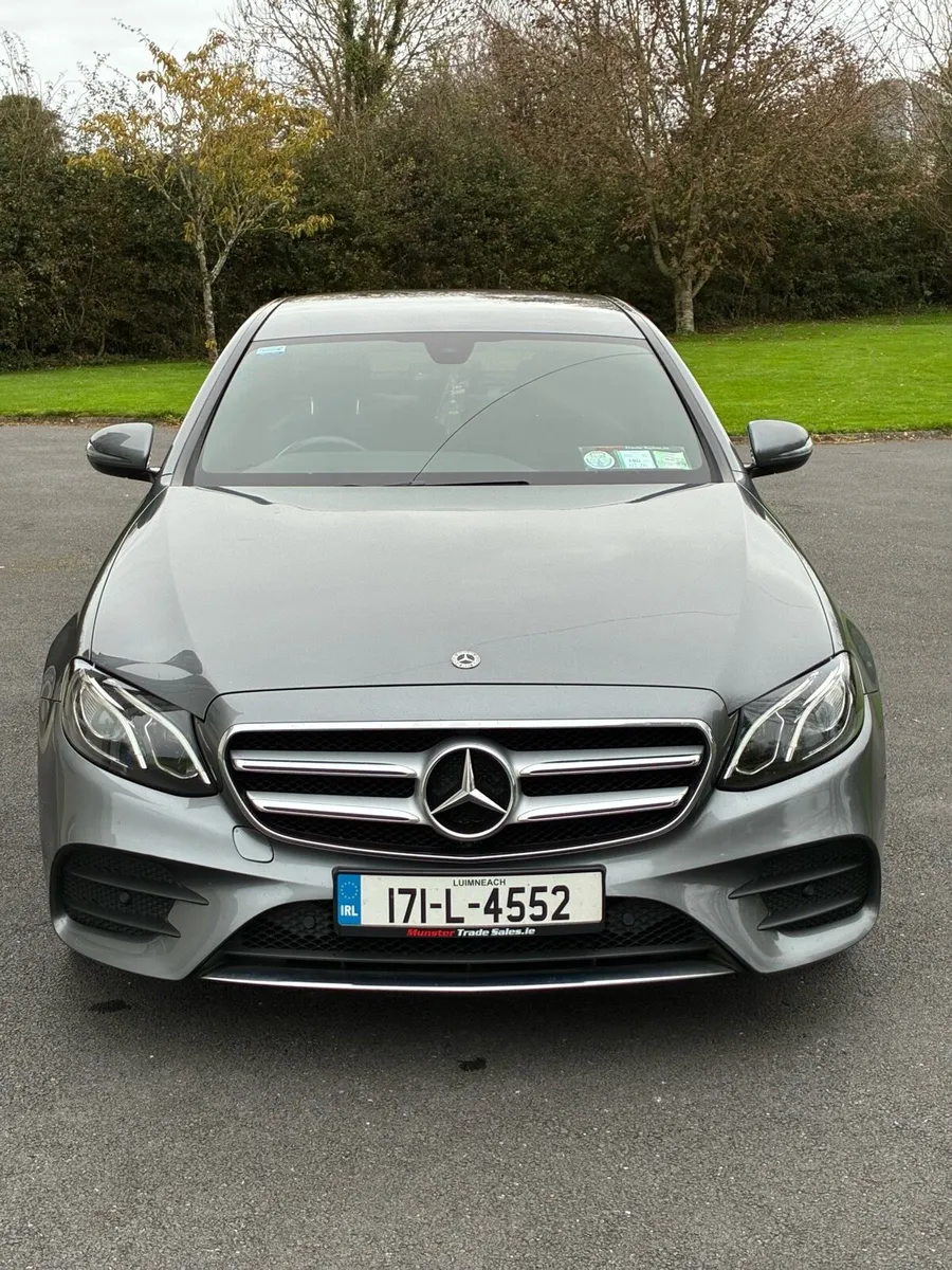 Mercedes Benz E220 - Image 3