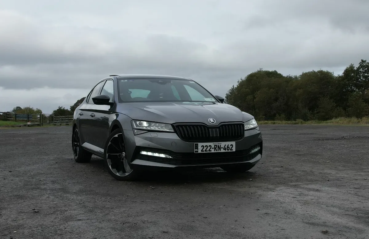 Skoda Superb SPORTLINE 2.0 TDI 150HP DSG - Image 3