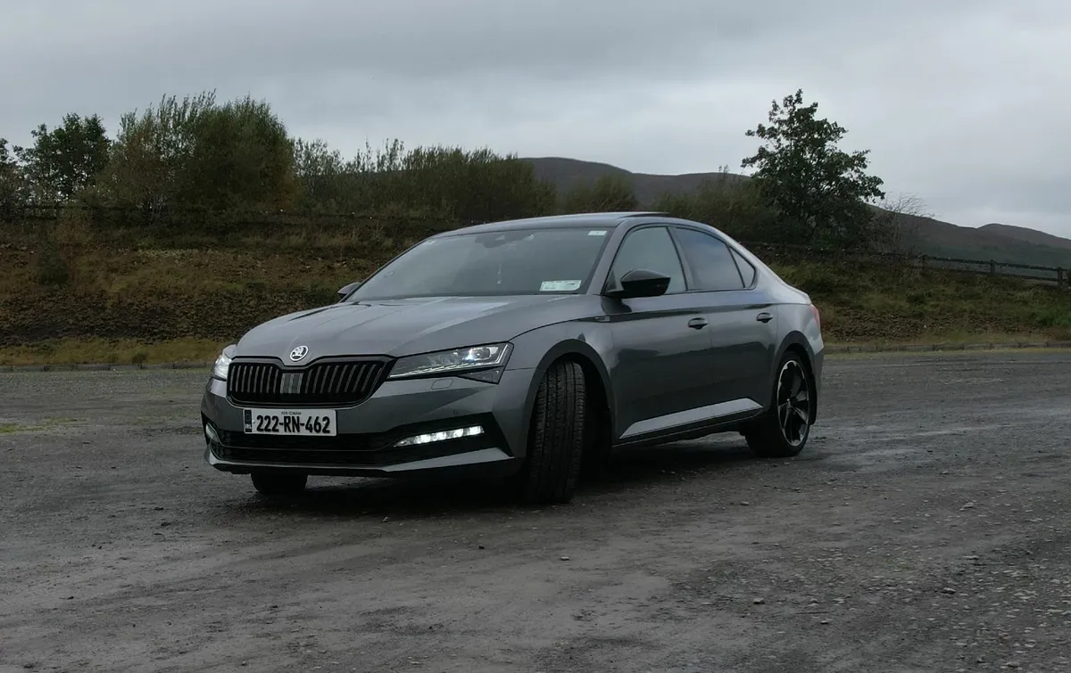 Skoda Superb SPORTLINE 2.0 TDI 150HP DSG - Image 1