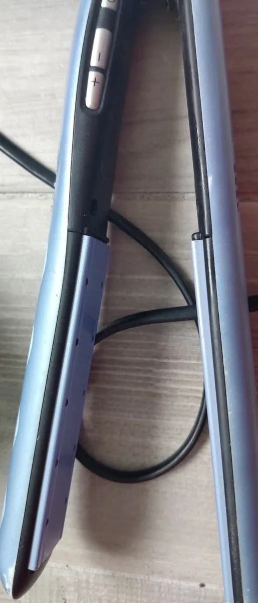 remington wet to dry straightener - Image 2