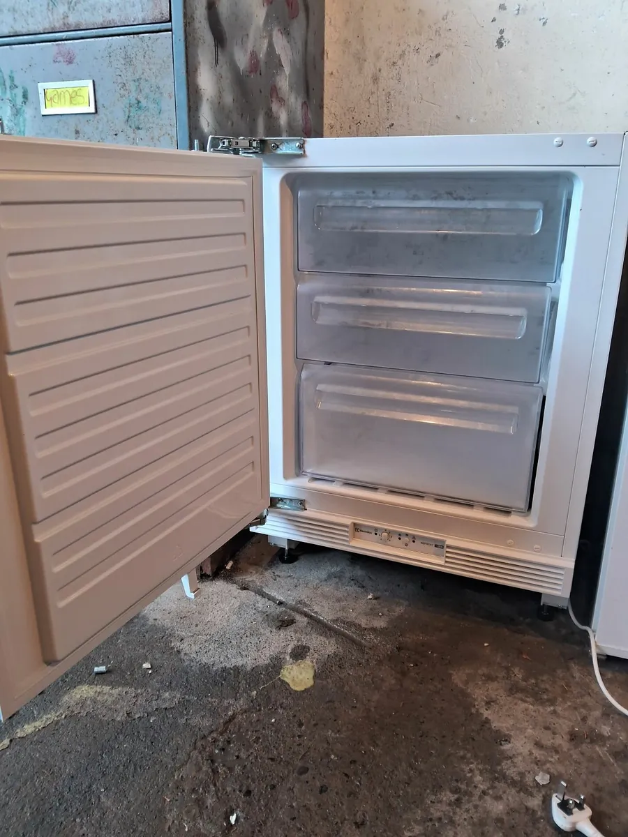 BRAND NEW UNDER COUNTER FREEZER - Image 1