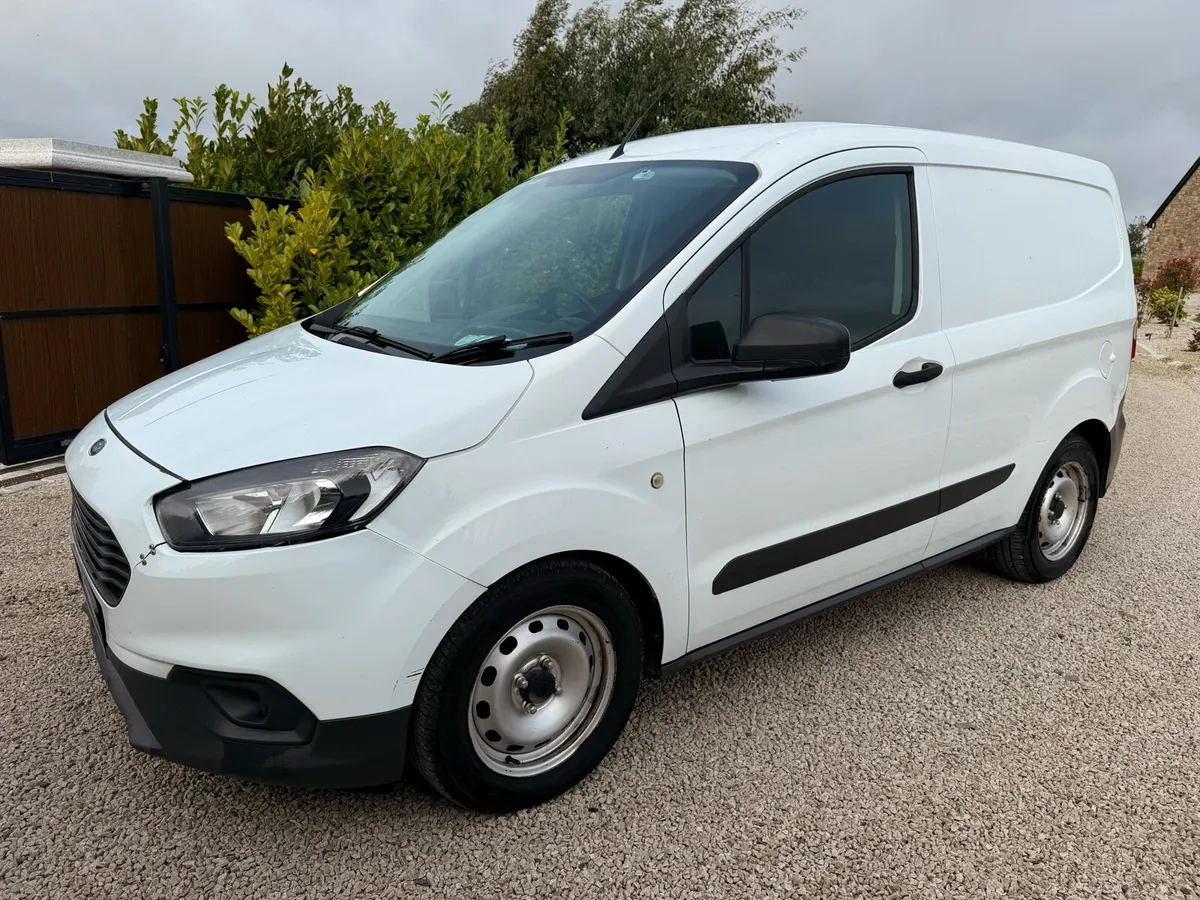 2020 ford transit courier NO VAT - Image 2