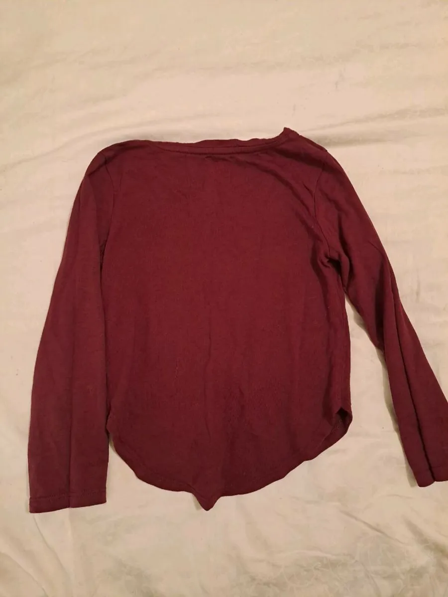 Member's Mark burgundy shirt 4 - 5 y - Image 2