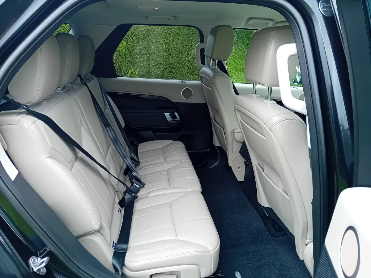 Land Rover Discovery 2020 - Image 4