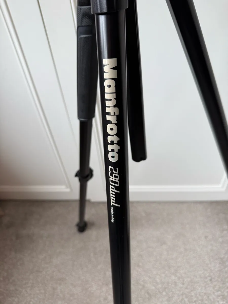 Manfrotto 290dual Tripod - Image 2