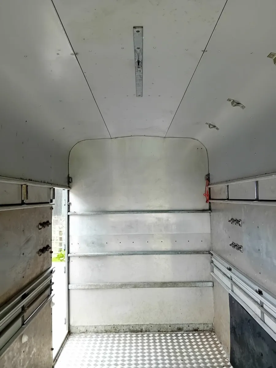 Ifor Williams 10' X 5' (X 7') *S 0 L D* - Image 4