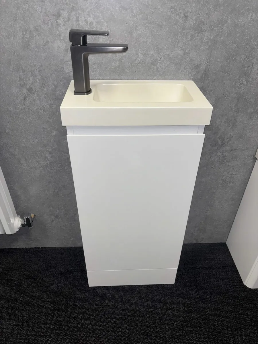 BATHSHACK - LAST ONE LEFT Cloakroom Vanity Deal - Image 1