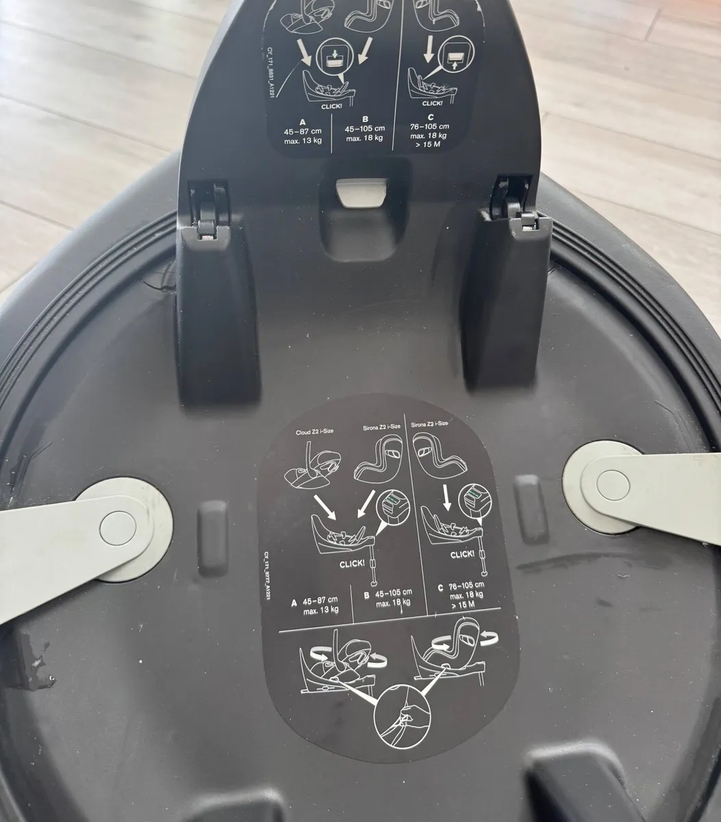 Cybex Car seat Cloud Z2 + Z2 base - Image 2