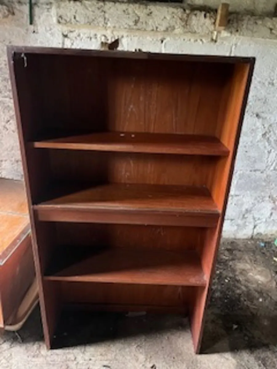 Beautiful wooden dresser - Image 1