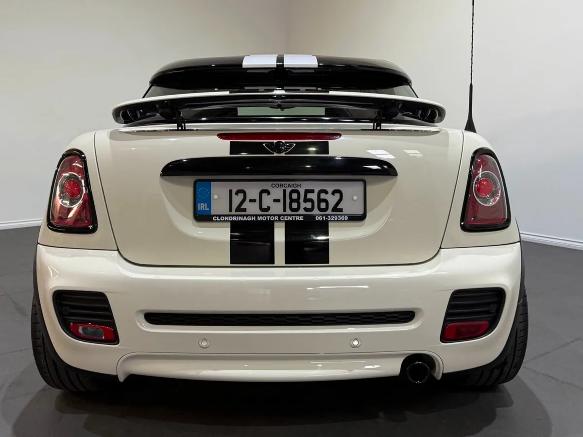 Mini Cooper Coupe 1.6L - Image 4