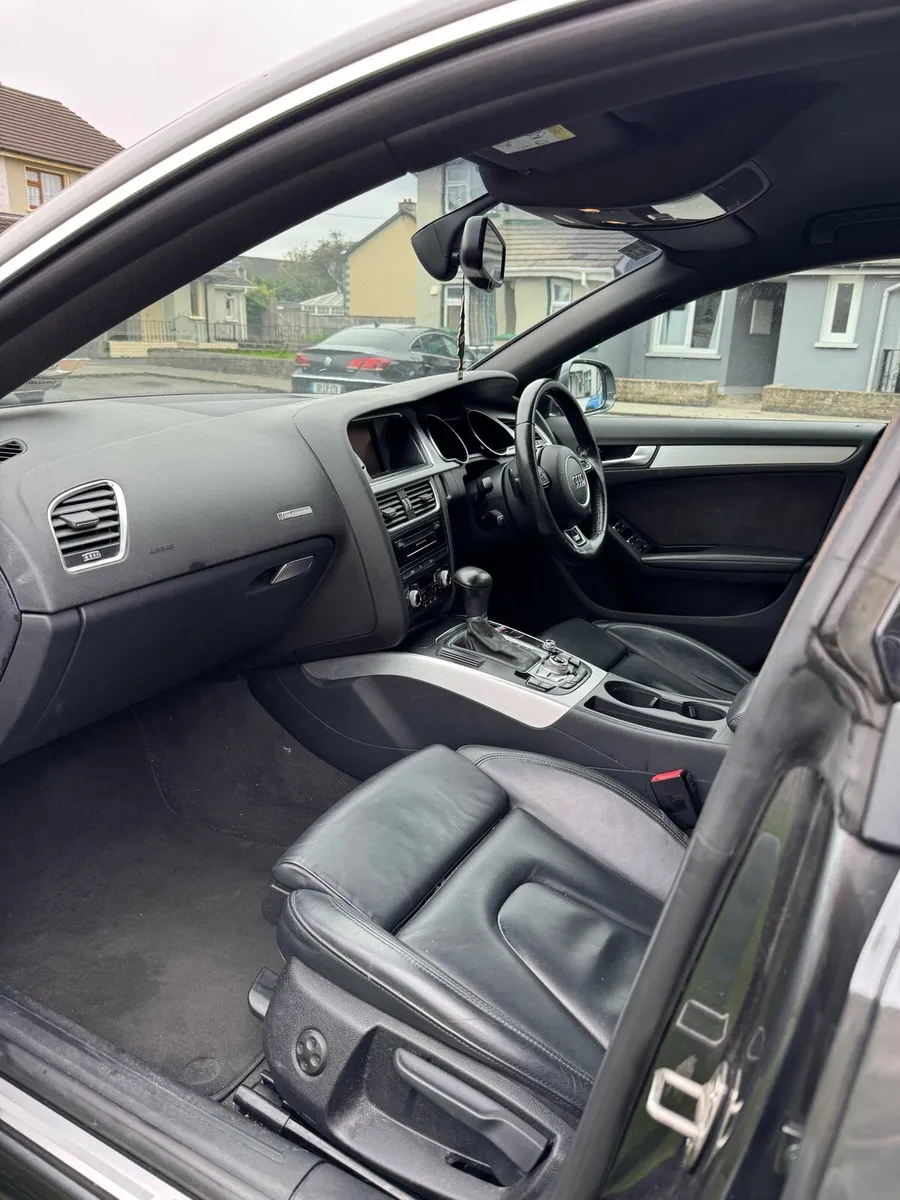 152 Audi A5 S-Line Sportback 190BHP Automatic - Image 3