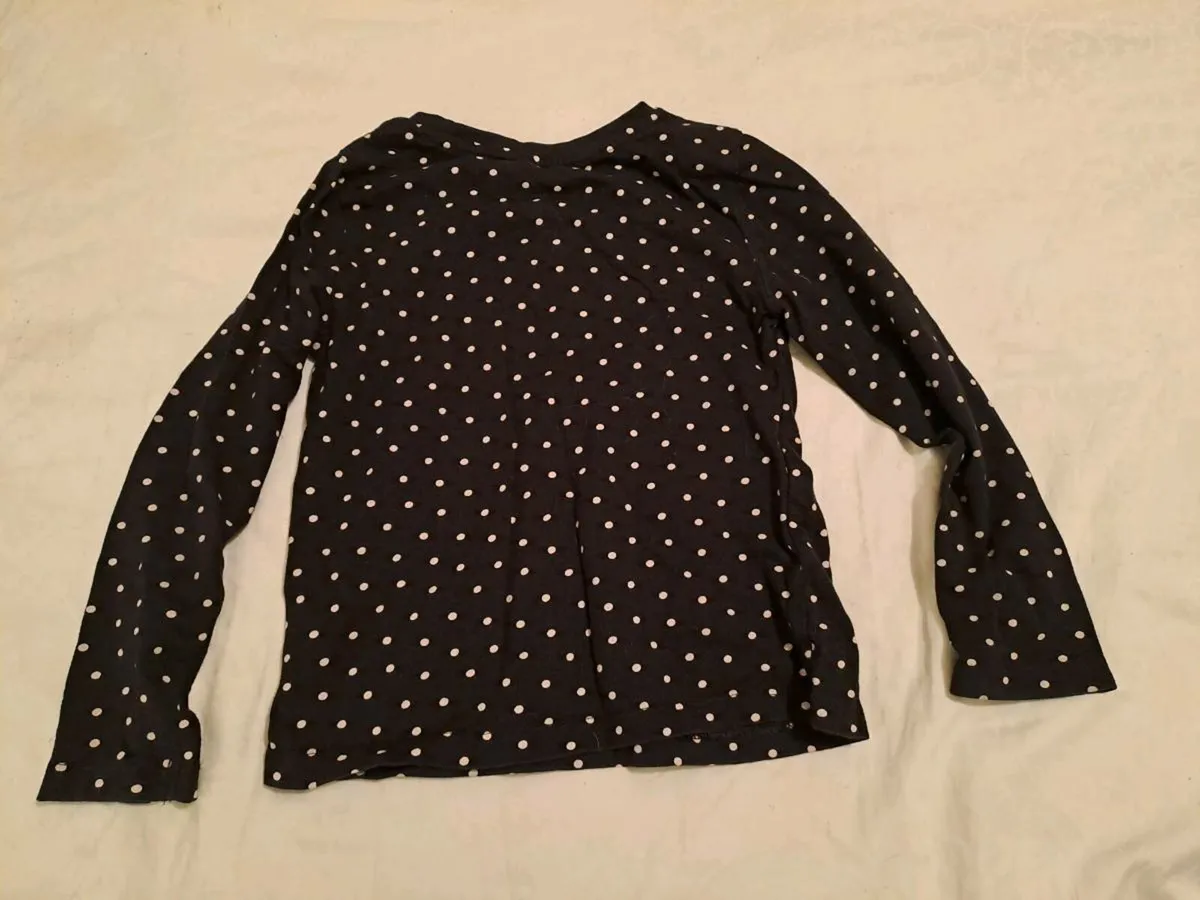 Dunnes Kindness black and dots 5 - 6 y - Image 4