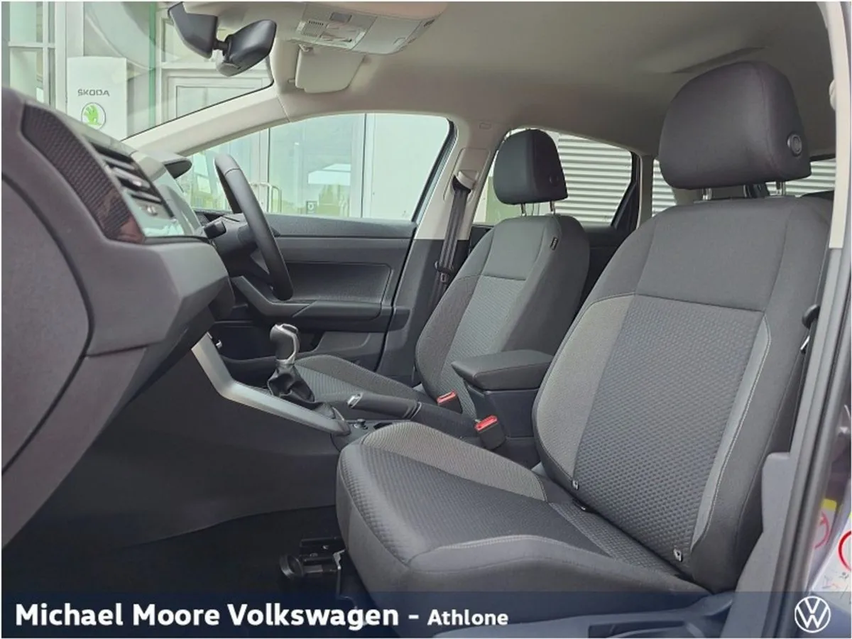 Volkswagen T-Roc Polo Editio 75 1.0tsi 95hp - Image 4