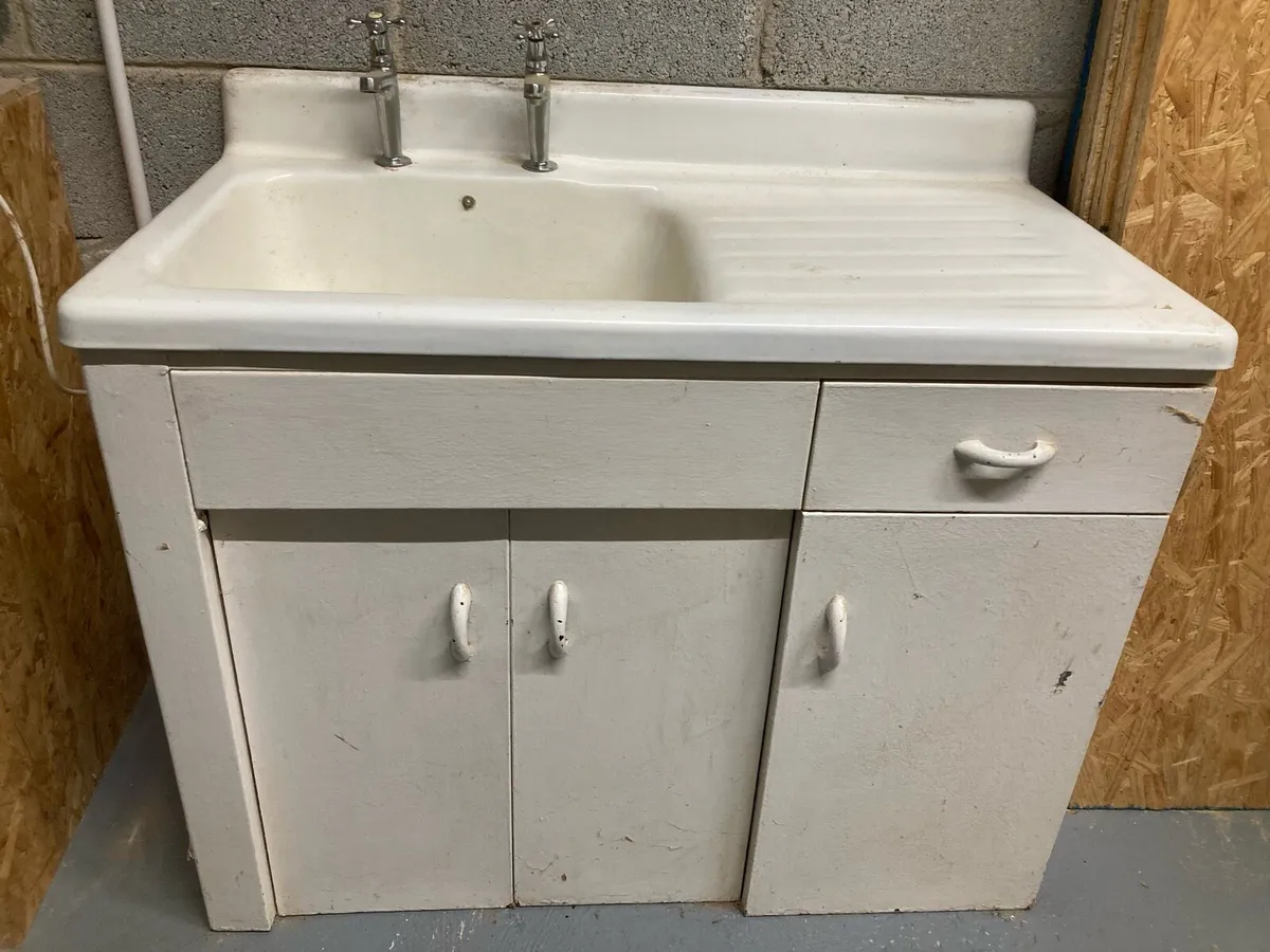 Sink unit - Image 1