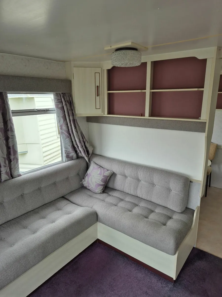 Mobile Home - Image 4